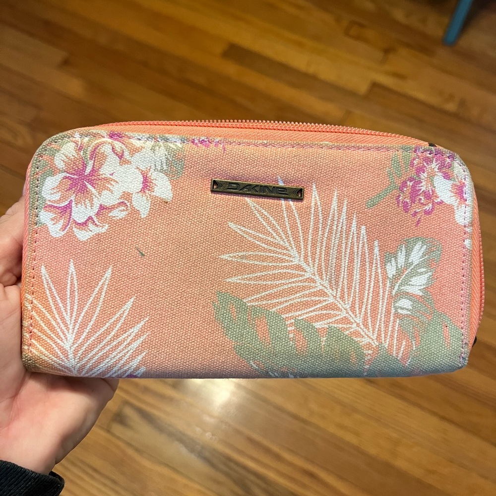 Saline wallet in fair condition